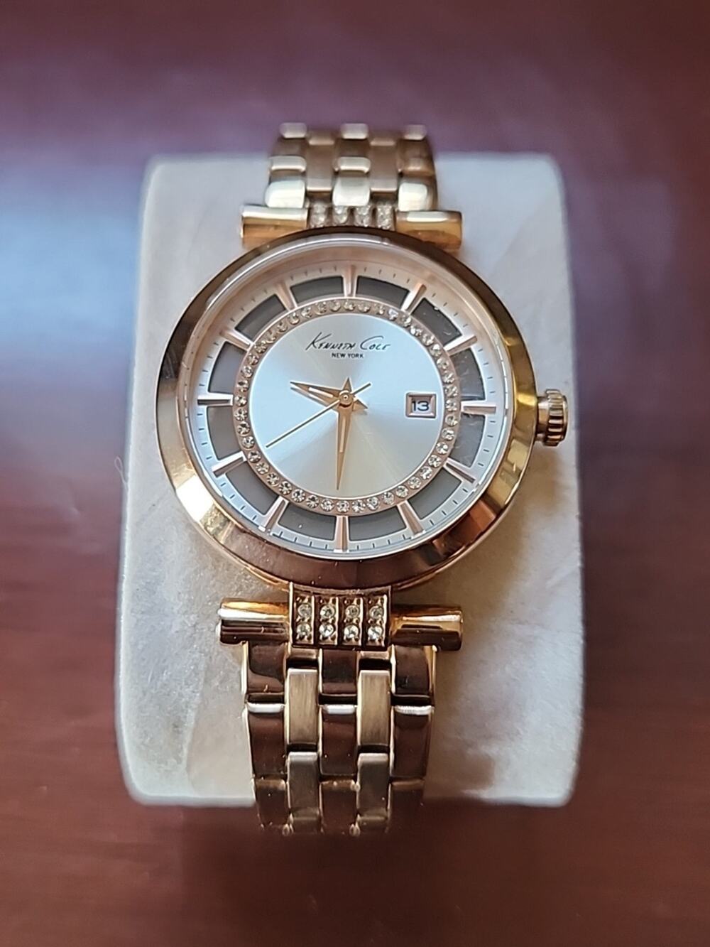 Kenneth Cole Watch Women Gold Tone Unique Silver Dial Date 36mm New Battery